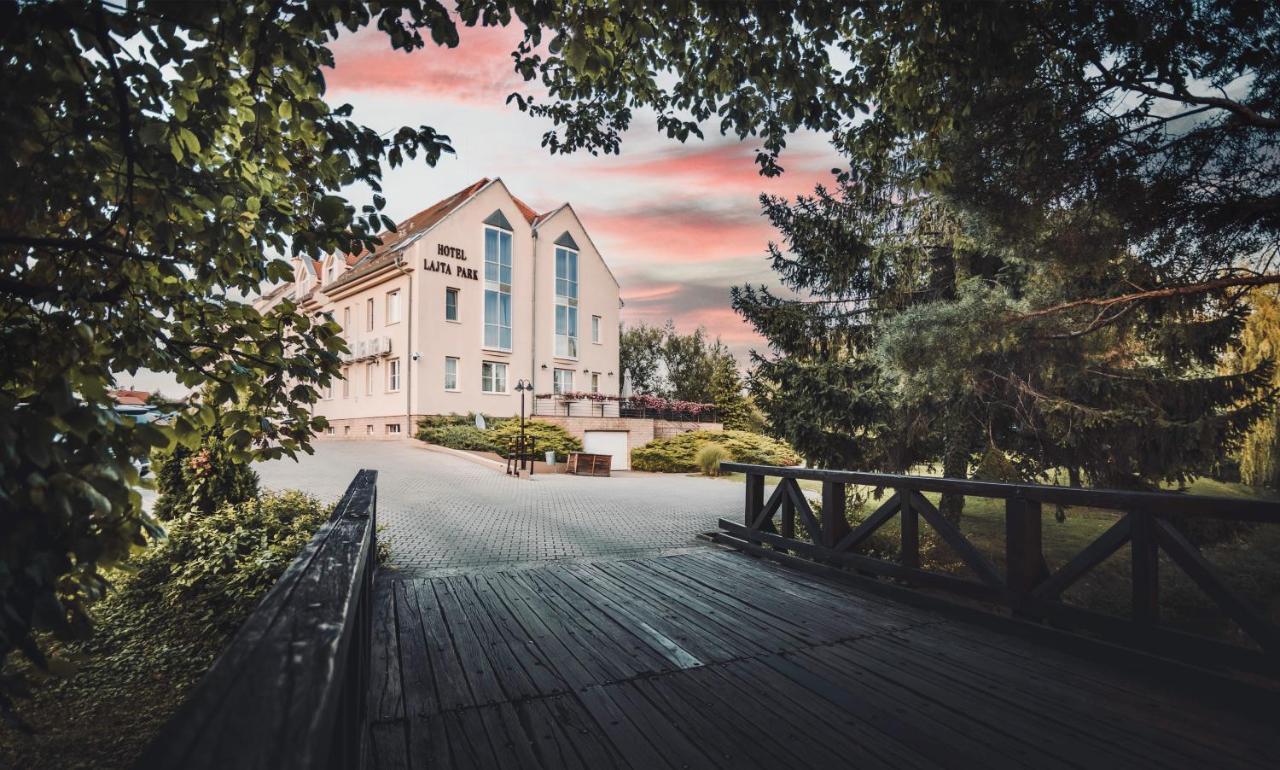 Hotel Lajta Park Mosonmagyaróvár Exteriér fotografie
